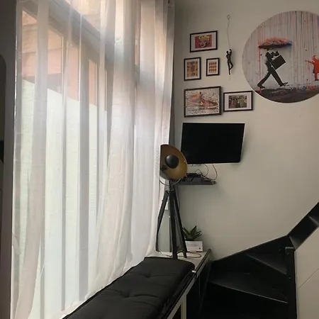 公寓 Spacious Bright Split Level Flat In The Fashionable Marais 巴黎